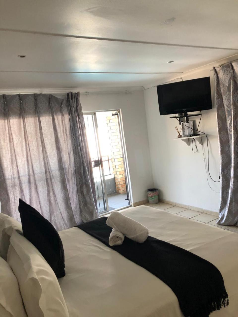 Jnc Lodge Richards Bay Eksteriør bilde
