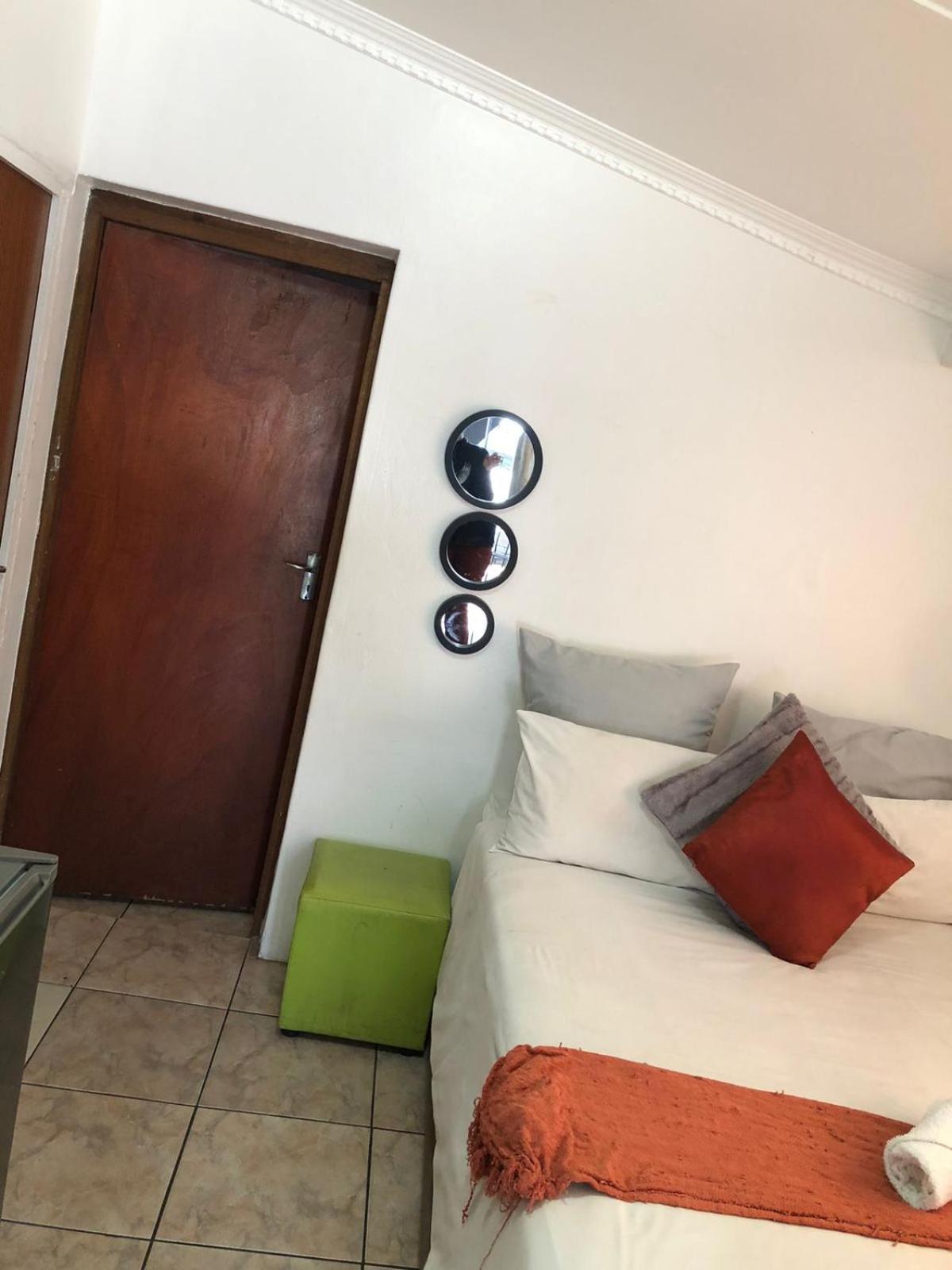 Jnc Lodge Richards Bay Eksteriør bilde