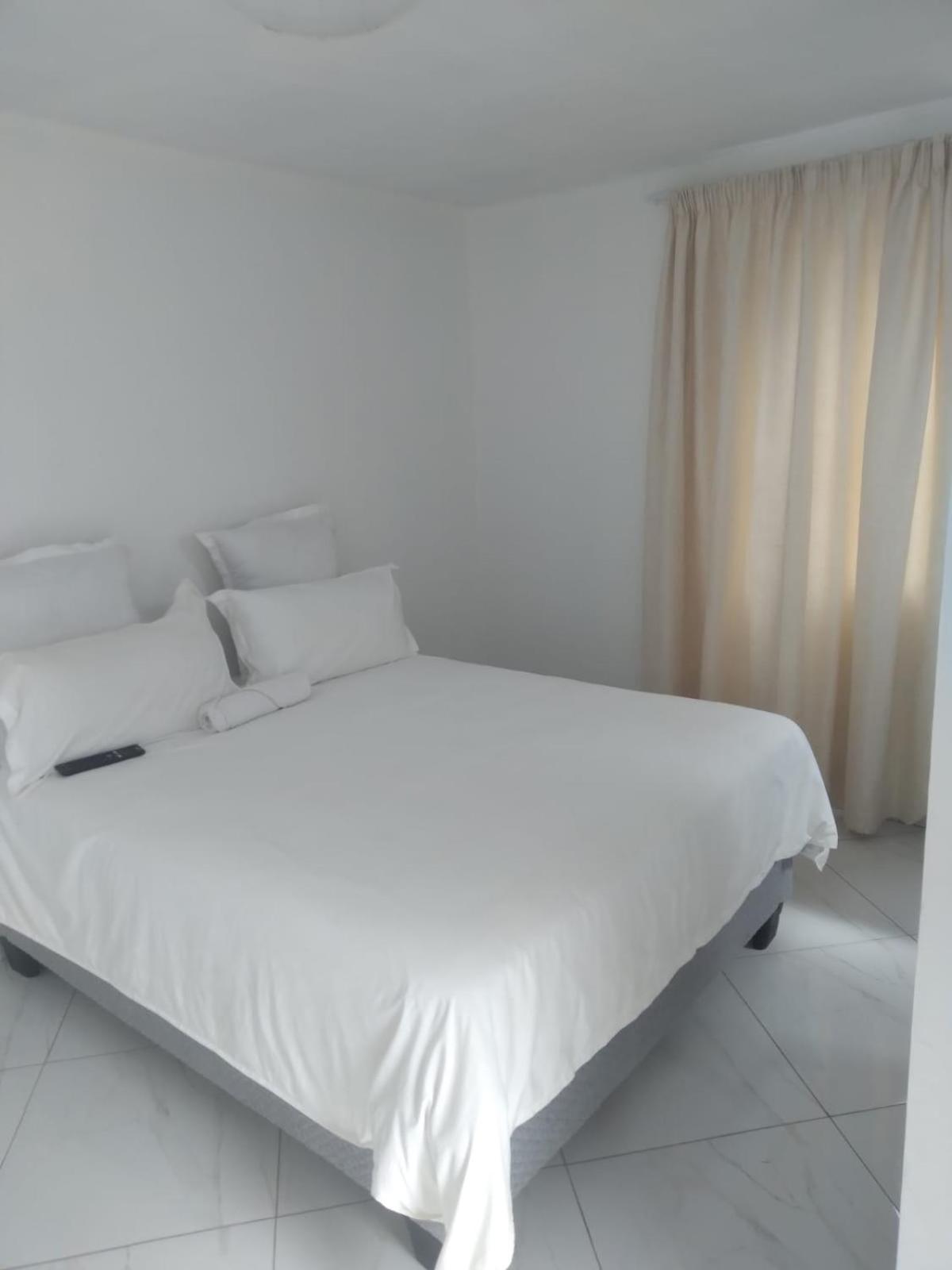 Jnc Lodge Richards Bay Eksteriør bilde